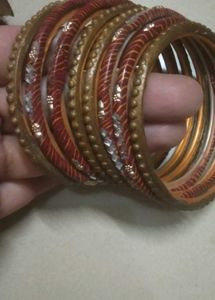 Vintage Red & Gold Bangle Set