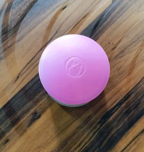 Pond&#39;s Bright Beauty Cream