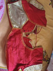 Net Saree.... In Two Colour Mix.. Red &amp; Blue ..