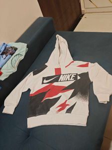 SALE 11 tshirts 3-5 Y size