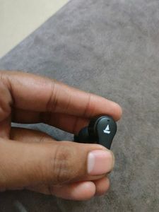 Boat 101 Earbud For Sell