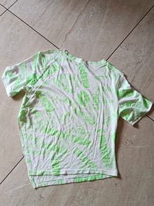 Trendy Graphic Print Tee
