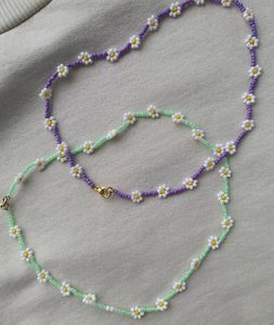 Daisy Beaded Bracelet
