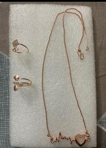 Set Of Two Rings&Necklace