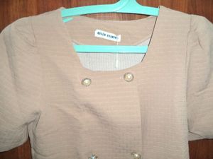 Elegant Women&#39;s Top