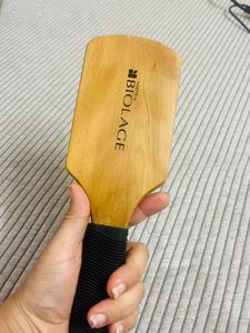 VEGA Hair Brush