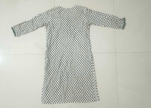 Set of 4 Women&#39;s Cotton Kurtis