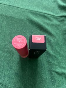 Hudabeauty Cheeky Tint Blush Stick”Proud Pink”