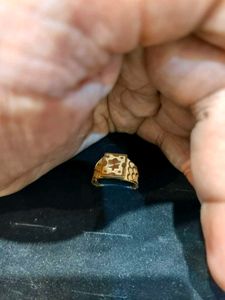Huid 18 Ct Gents Ring