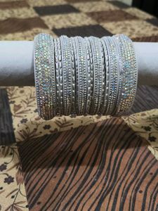 Sparkling Silver Bangles - Set