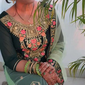 💚Women Festive Wear Palazzo Suit💚