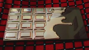 Makeup Revolution Eyeshadow Palette