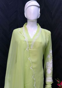 Pakistani beautiful suit 3 Set 💗💚
