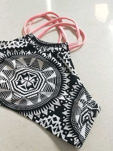 M Patterned Bikini Top(xhilaration)