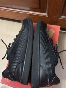 Puma Sneakers - Stylish &amp; Comfy