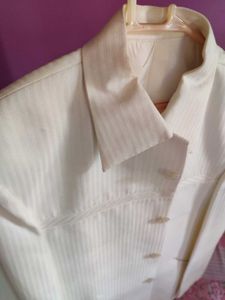 Tailored Off-white Blazer