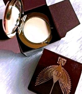 Charlotte Tilbury Compact 💕♥️