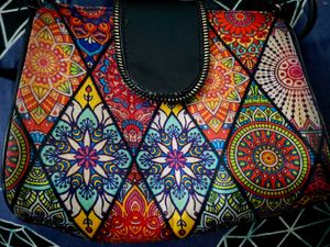 Chic Mandala Crossbody Bag– Vibrant Printed Sling