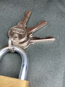 🆕Globe Brass Lock With 3 Keys ( 1.5inch - 140gms)