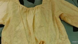 Chic Yellow Crop Top