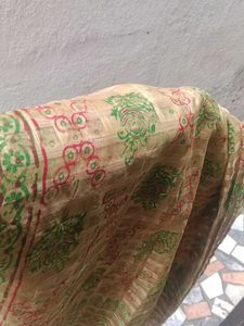 Super Saree