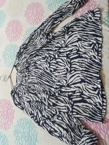 Zebra Print Top 🦓