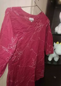 Red Floral Embroidered Kurta