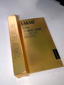Lakme Volumizing Mascara