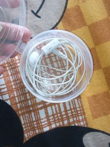 Earphone White