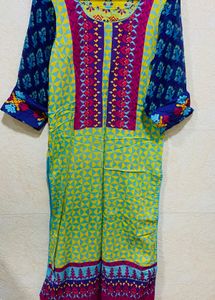 Pakistani Lawn Kurta