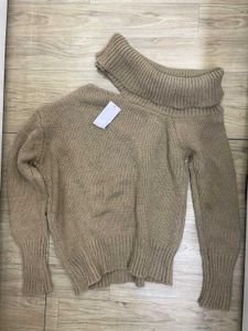 Stylish Boat Neck Off-Shoulder Knit Top