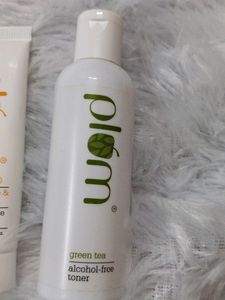 Plum Skincare Kit