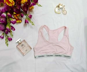 🇳🇿💫💗 Calvin Klein Pink Sports Bra