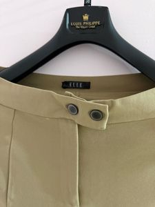 Chic Khaki Tailored Trousers