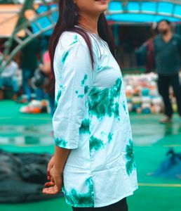 Chikankari Short Kurta