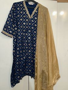 Elegant Blue Kurta Set