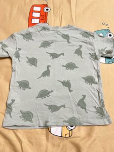 H&amp;M Cute Dinosaur Tee