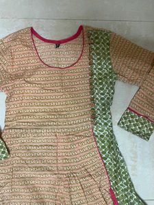 Patterned Long Sleeve Dress