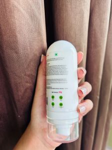 La Pink Vitamin C Sunscreen