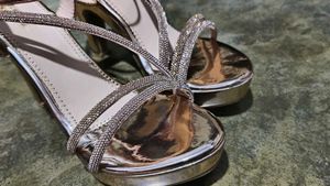 Rosegold Heels