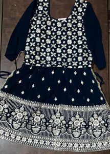 Elegant Navy Blue Embellished Kurta