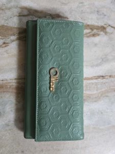 Ollee Wallet