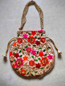 Floral Embroidered Pouch