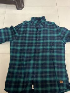 Roadster Green And Blue Shirt For Men