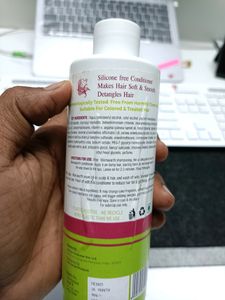 250ml Mamaearth Onion Hair Conditioner