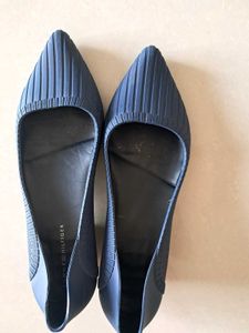 Pointed Flats