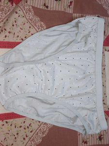 Polka Dots Penty