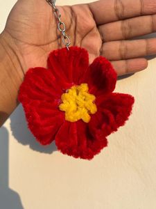 Red hibiscus 🌺 pipe cleaner keychain