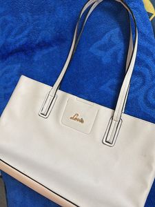 Lavie White Tote Bag