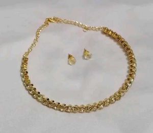 Elegant Gold-toned Necklace Set